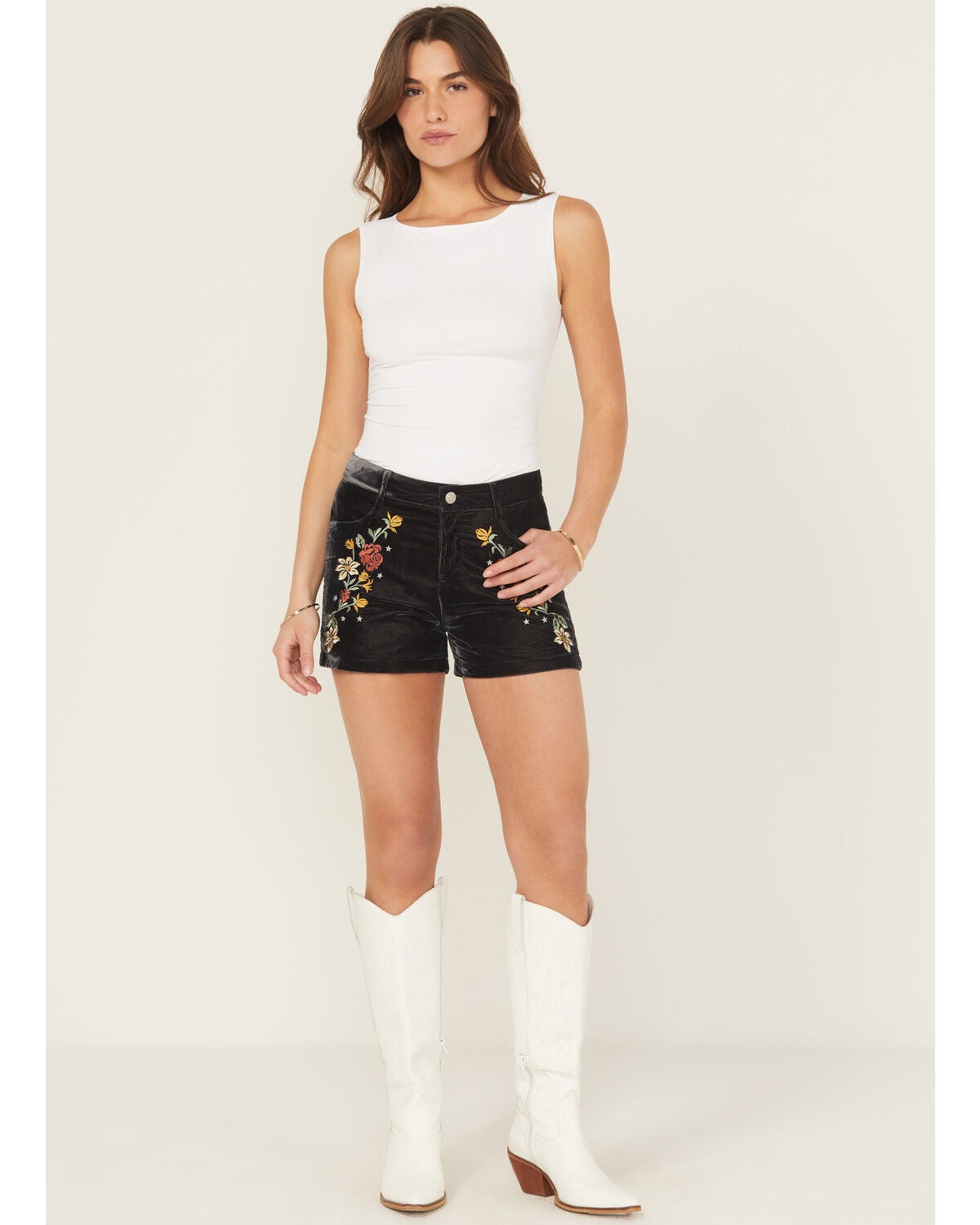 Velvet Shorts- BW68B05894