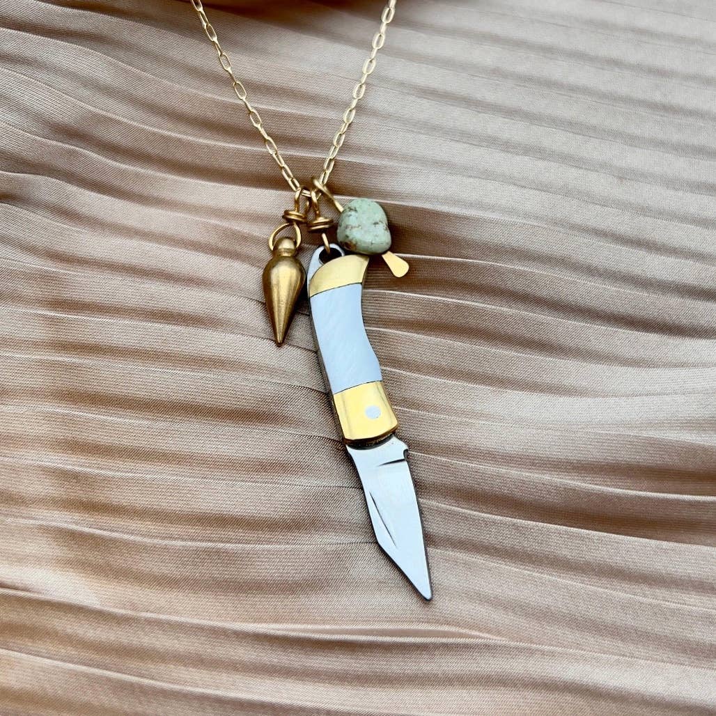 Billie Jr. Necklace (Mother of Pearl): 18" Silver Chain