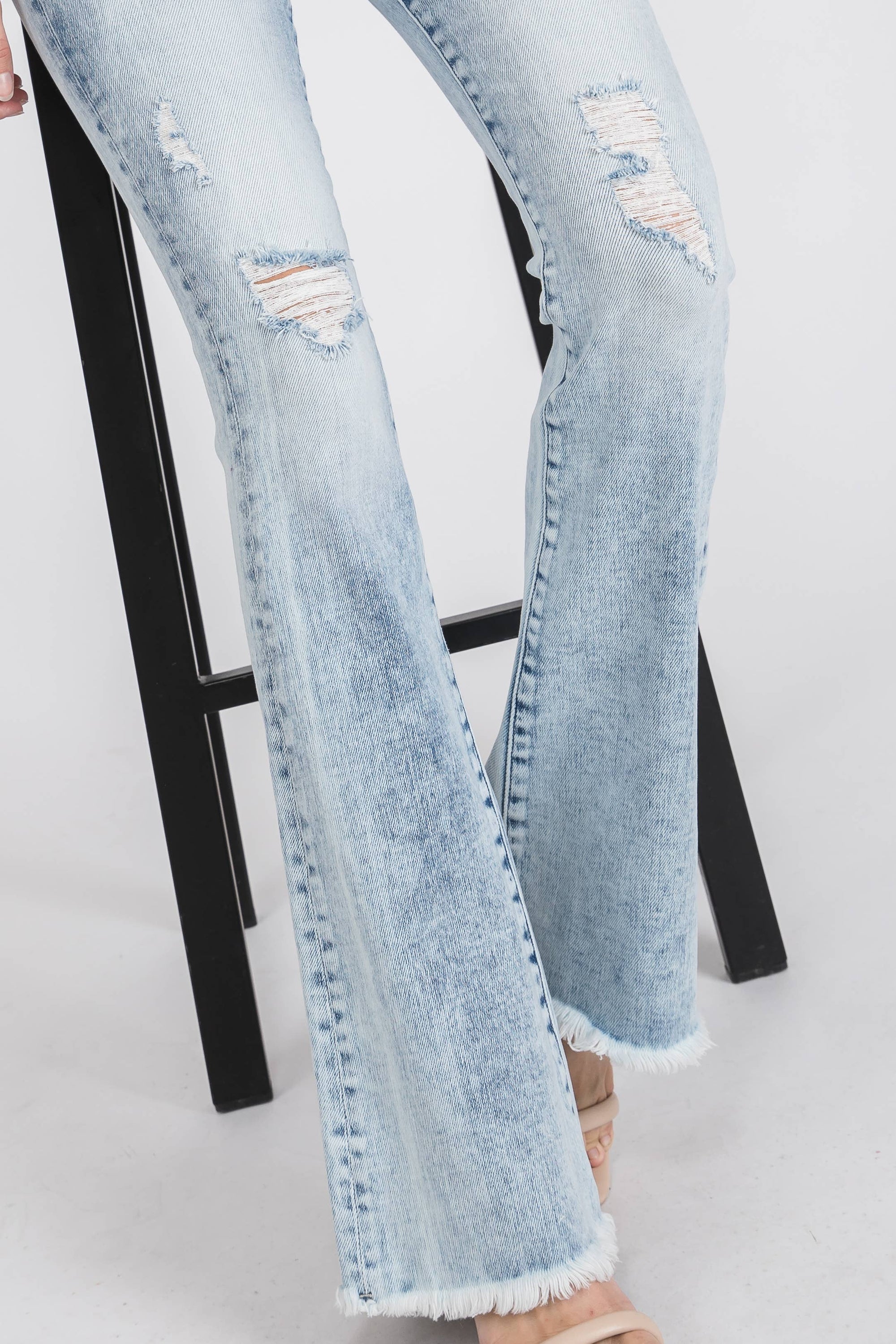 Fallon Jean- 33in- Light Wash-