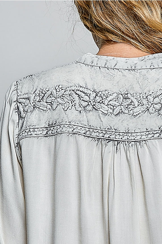 Vintage Floral Embroidered Top-