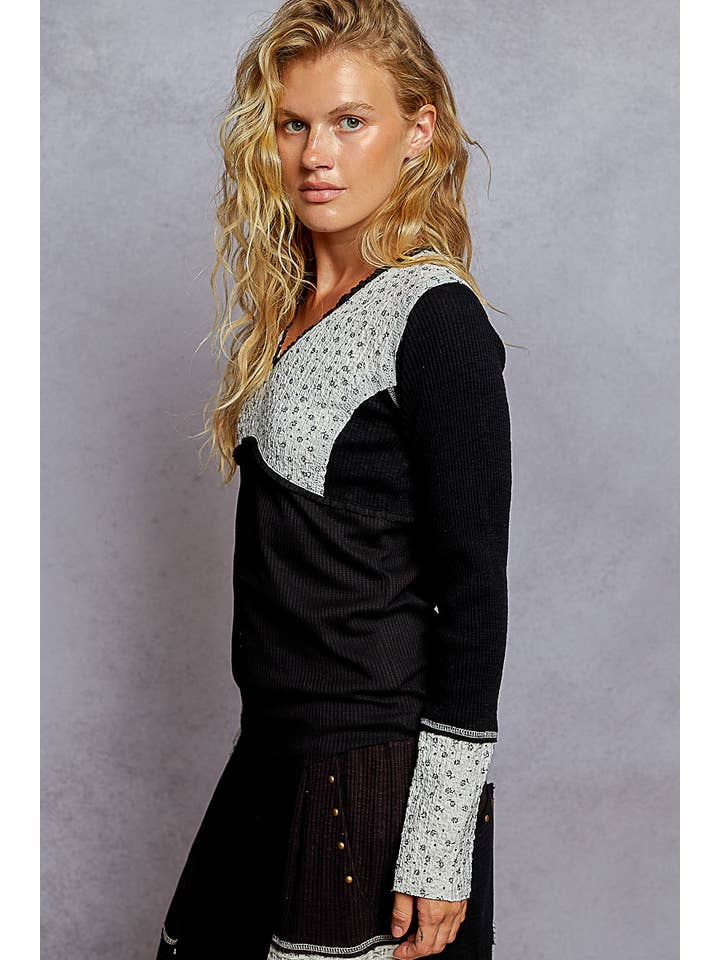 Lace Detail Thermal Top-