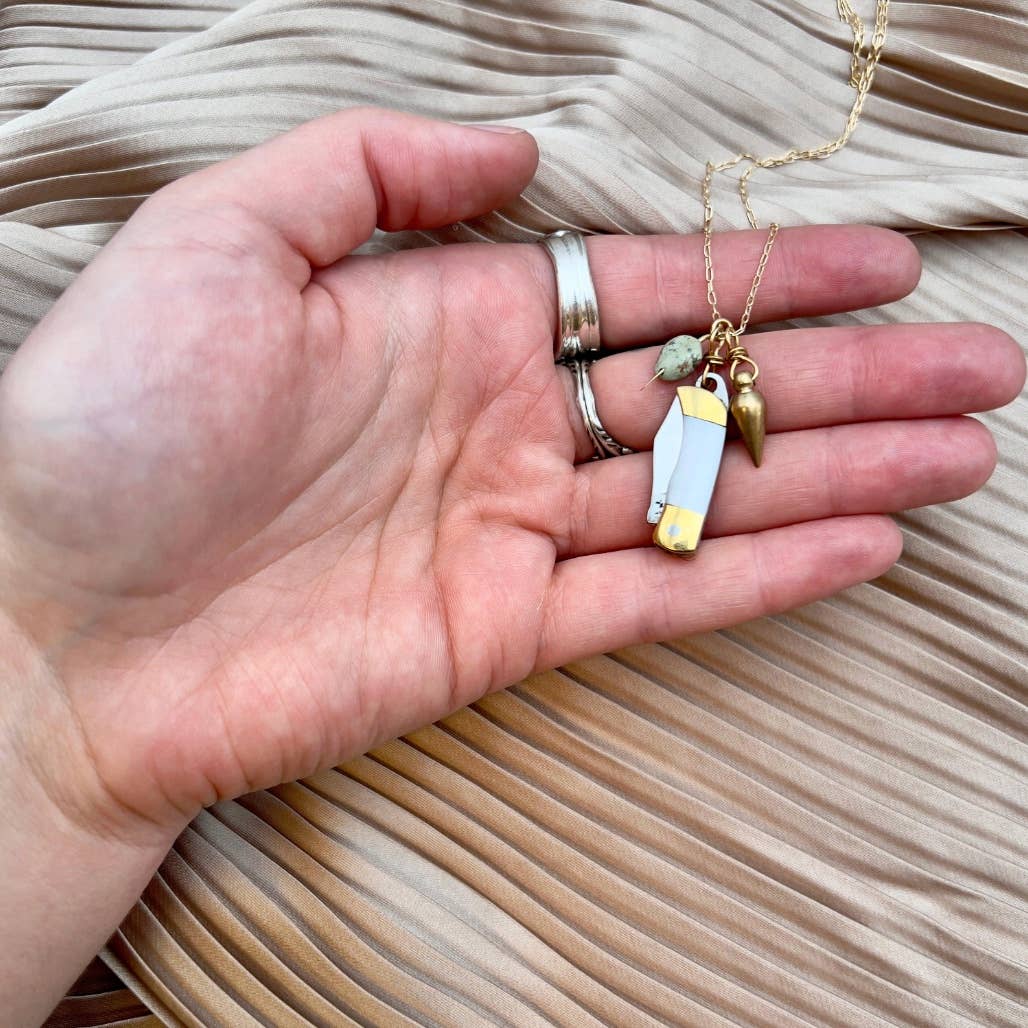 Billie Jr. Necklace (Mother of Pearl): 18" Silver Chain
