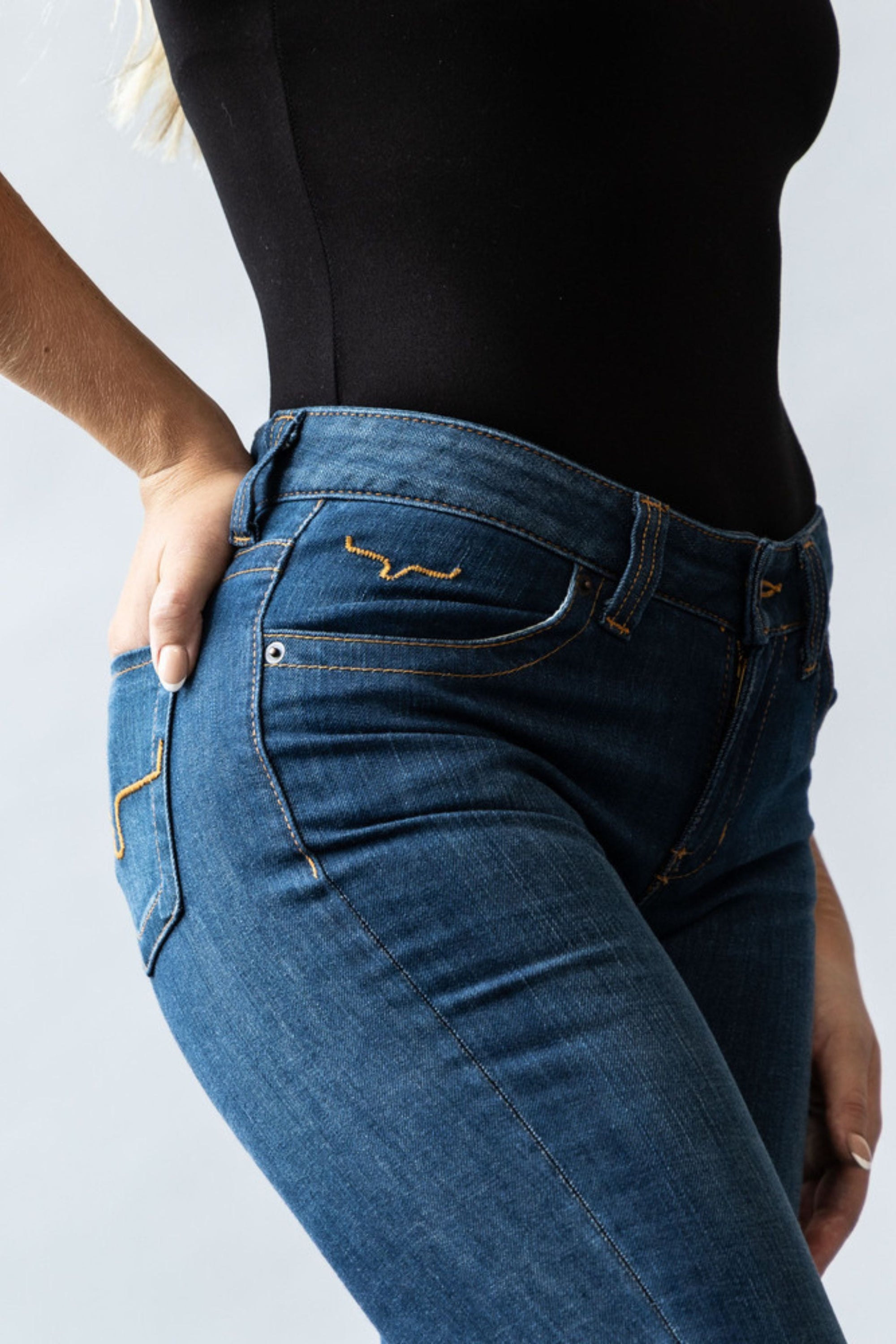 Betty17- Blue-