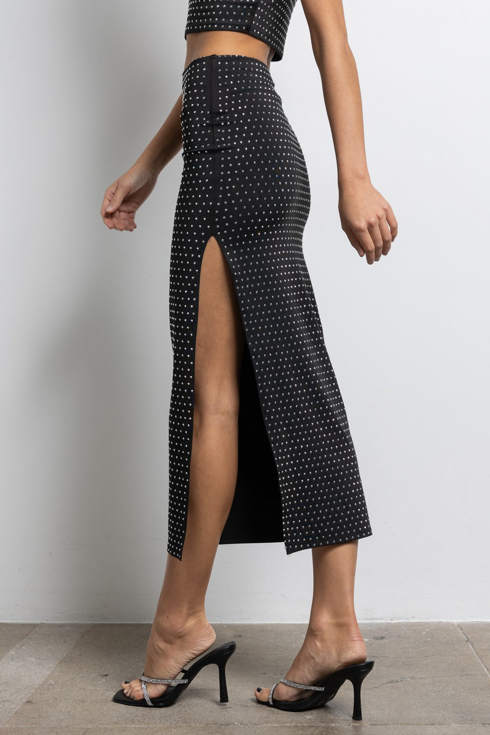Embellished Midi Skirt with Slit 