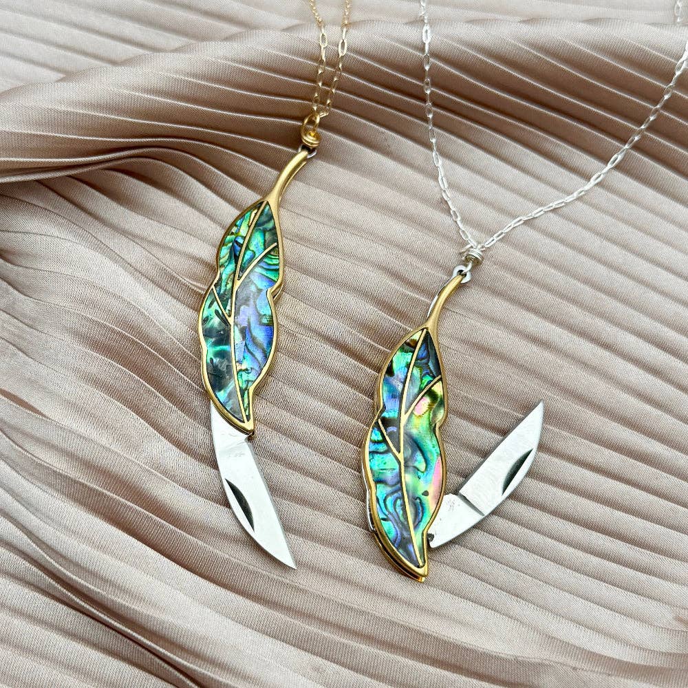 Plume Necklace: 18" Silver Chain
