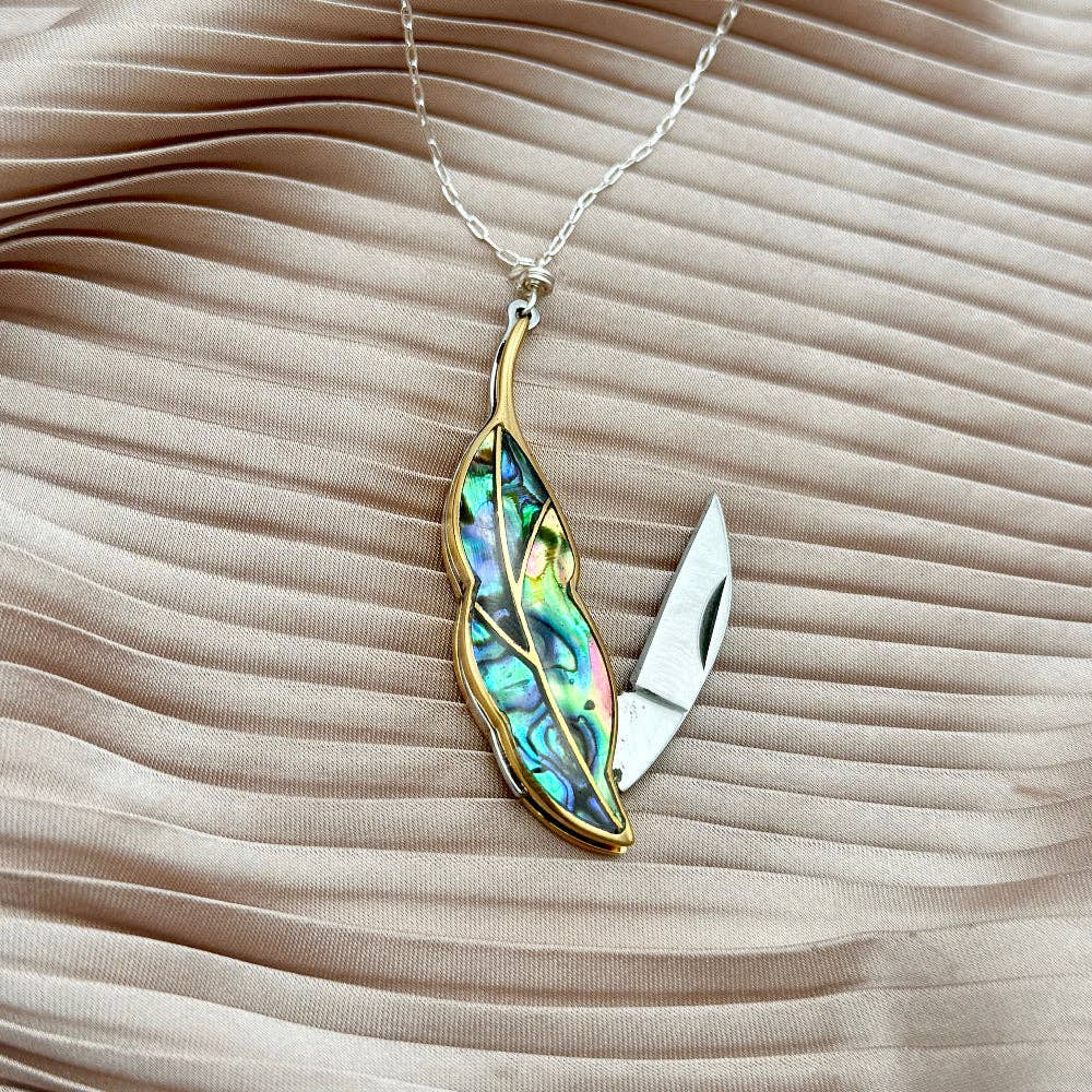 Plume Necklace: 18" Silver Chain