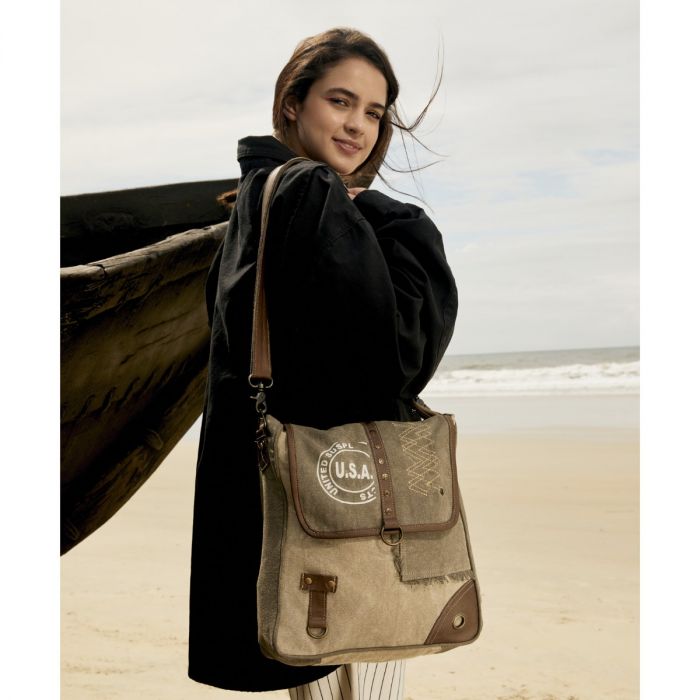 Fox Trot  Shoulder Bag