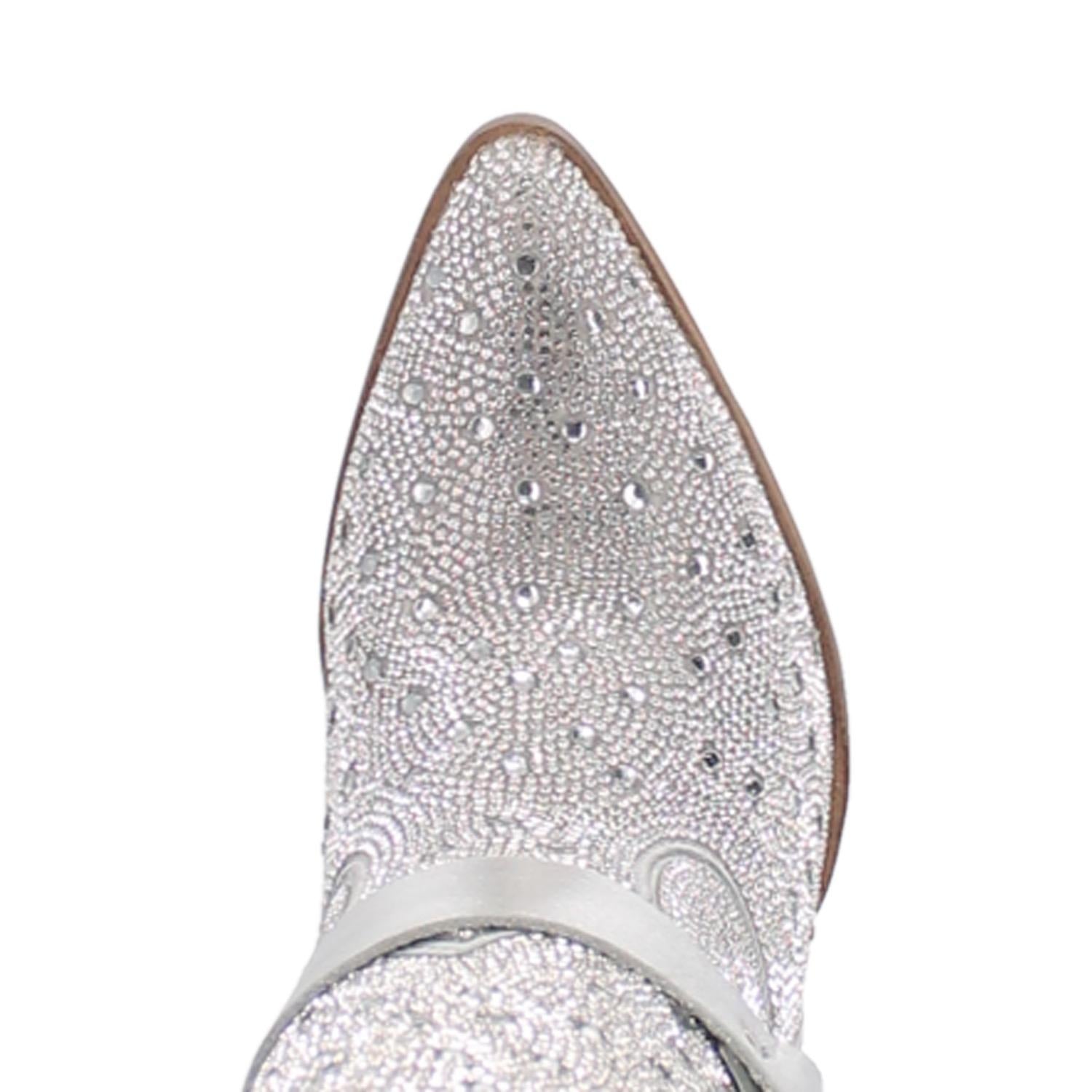 Crown Jewel- Silver- DI564- 