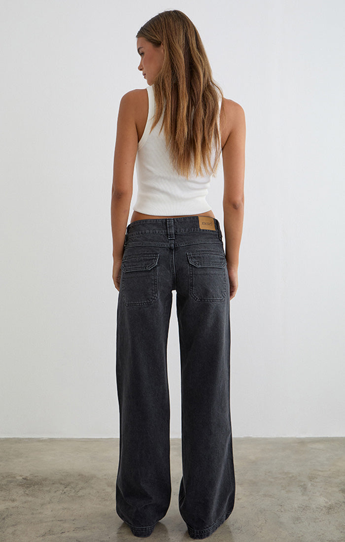 Low Rise Cargo Jean - Black