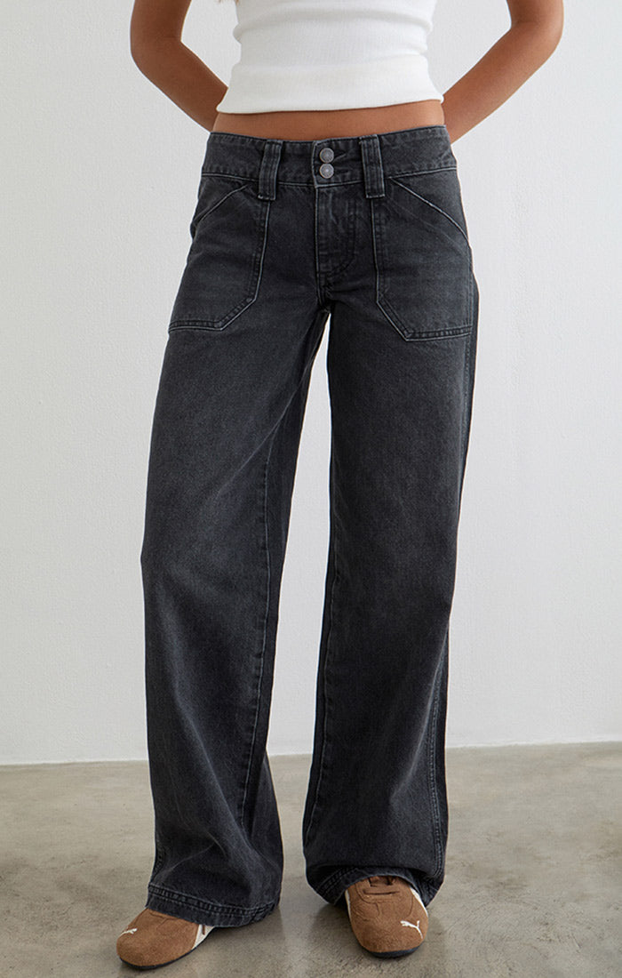 Low Rise Cargo Jean - Black