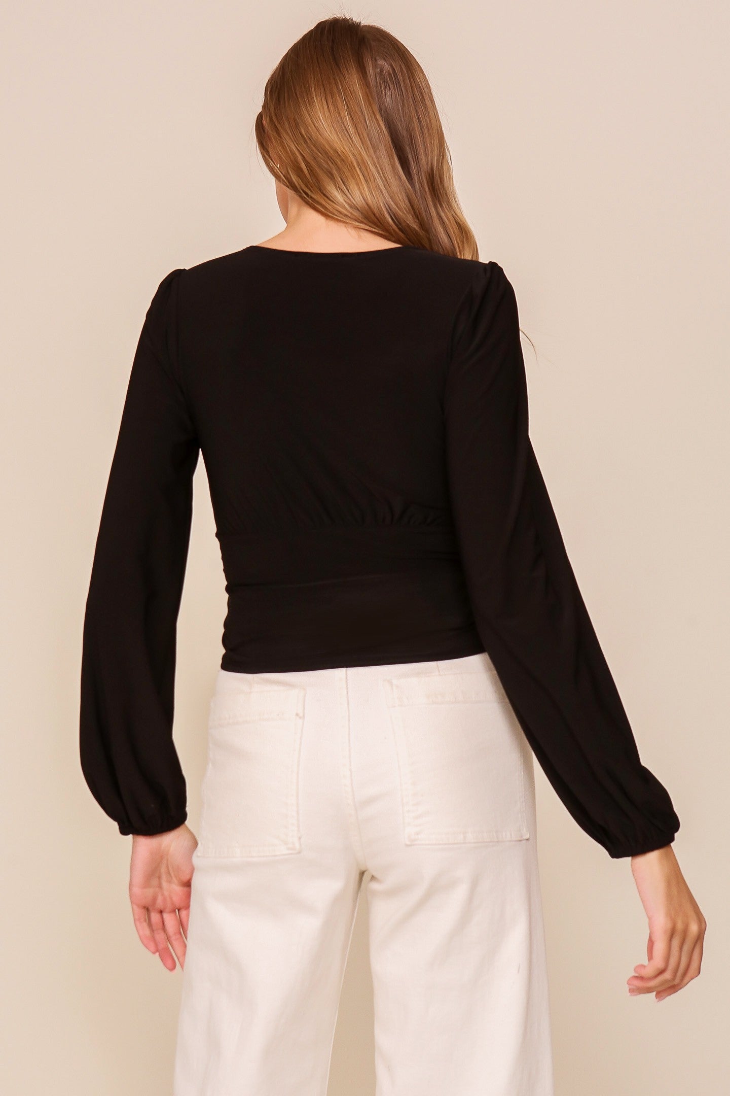 V-Neck Ruched Side LongSleeve- Black 