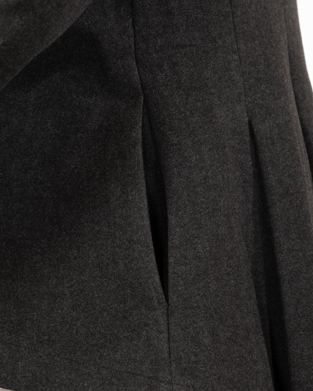 Blaire Wool Peacock- Charcoal 