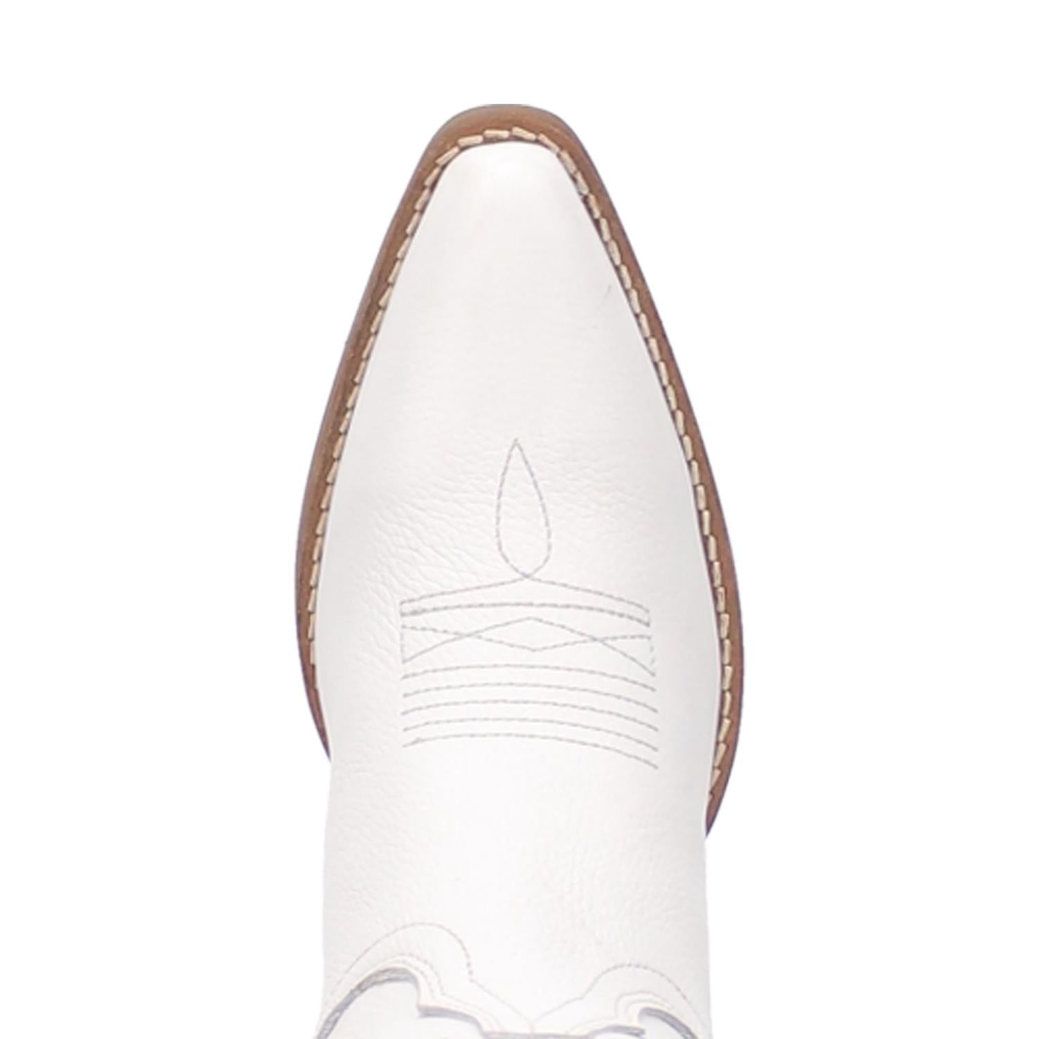 Out West - DI 920 - White
